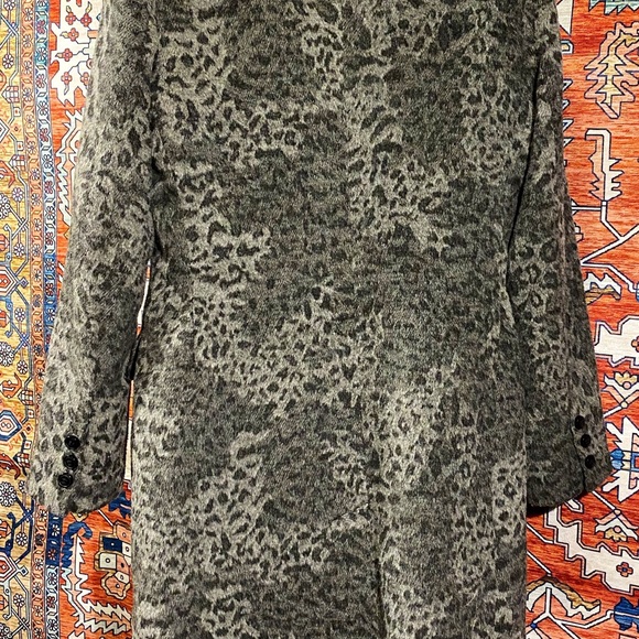 Grey Leopard Print Peacoat - Picture 5 of 8